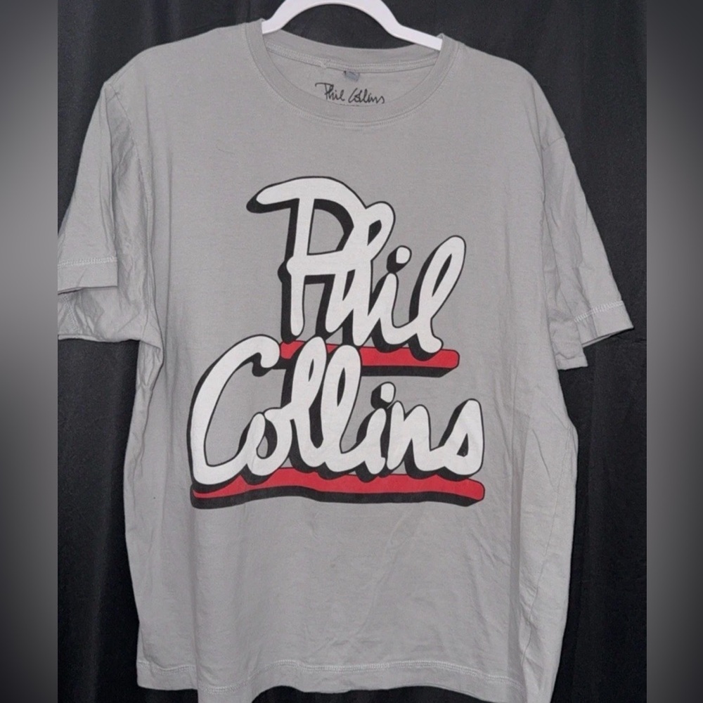 Phil Collin’s Gray Graphic Tee men’s xlarge